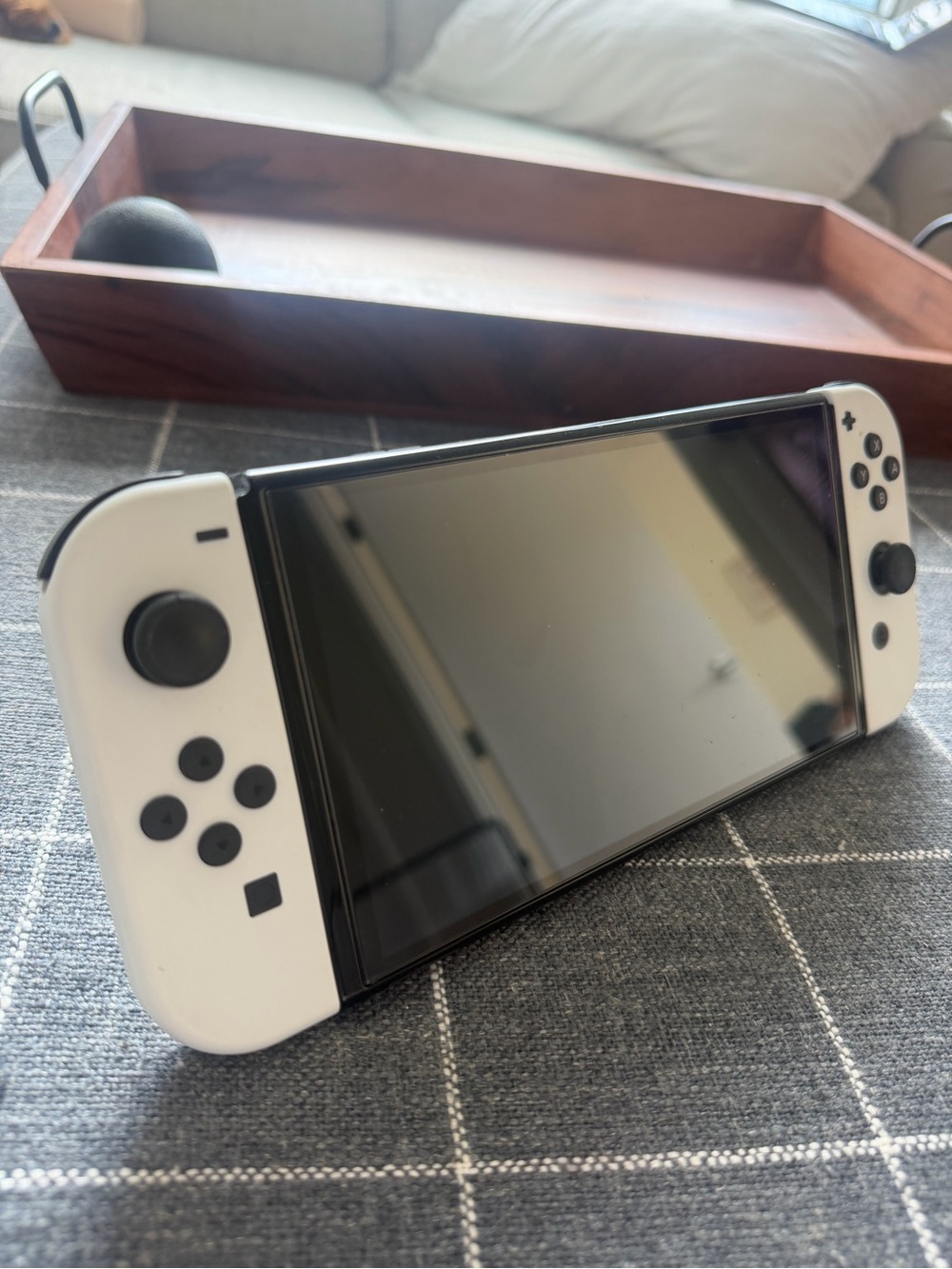 Nintendo Switch OLED - White Joy‑Con Handheld Console - Picture 2 of 4